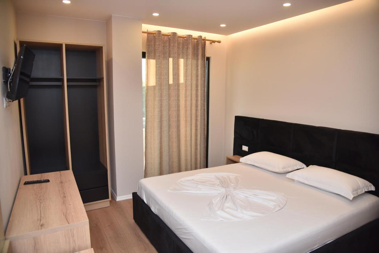 Hotel Continental Durrës Exteriér fotografie
